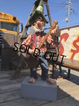 60s Vintage Mountain Dew Willy the Hillbilly Store Display Statue (B910)