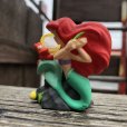 画像4: Vintage Disney The Little Mermaid Ariel & Sebastian PVC Figure (B999) (4)