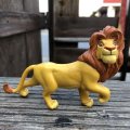 Vintage Disney The Lion King Simba PVC Figure (B988)