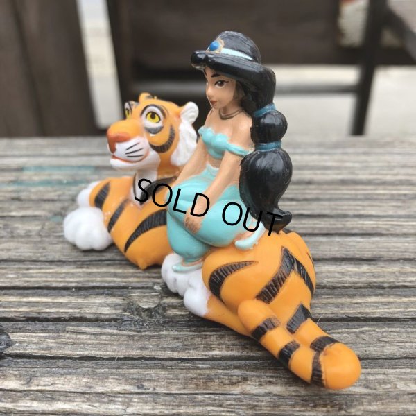 画像2: Vintage Disney Aladdin Jasmine & Rajah PVC Figure (B006)