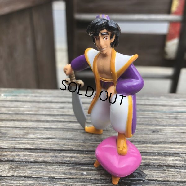 画像2: Vintage Disney Aladdin PVC Figure (B012)