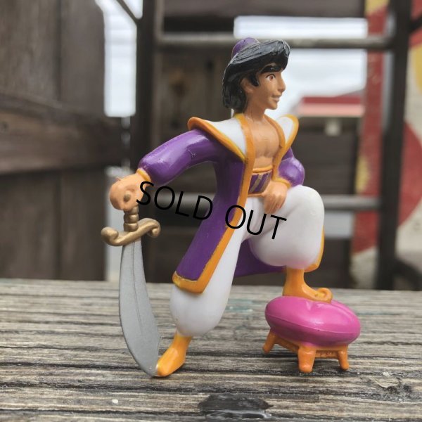 画像1: Vintage Disney Aladdin PVC Figure (B012)