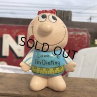 70s Vintage Russ Berrie Ceramic Love Me I'm Dieting (B094)
