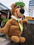 画像2: Vintage Knickerbocker Yogi Bear Plush Doll (B102) (2)