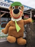 画像1: Vintage Knickerbocker Yogi Bear Plush Doll (B102) (1)