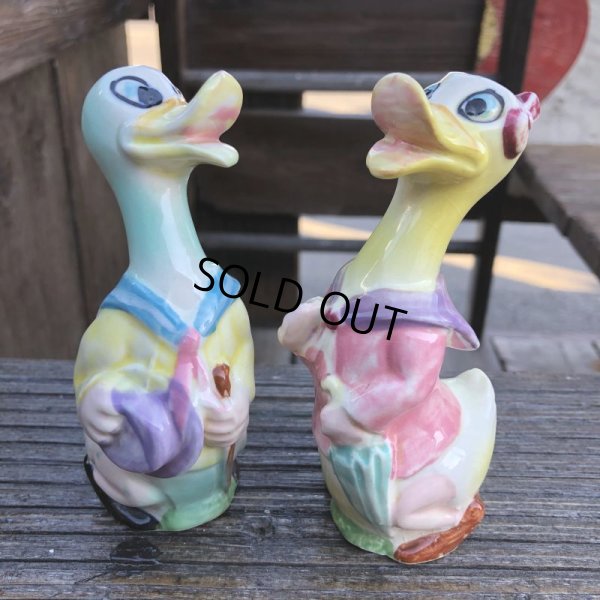 画像1: Vintage Japan Duck Salt and Pepper Shakers (B760)