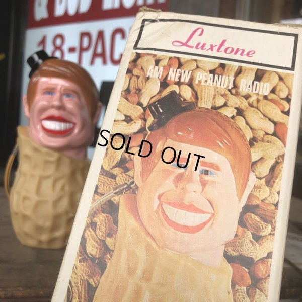 画像13: 70s Vintage Jimmy Carter Peanut AM Radio (B168)