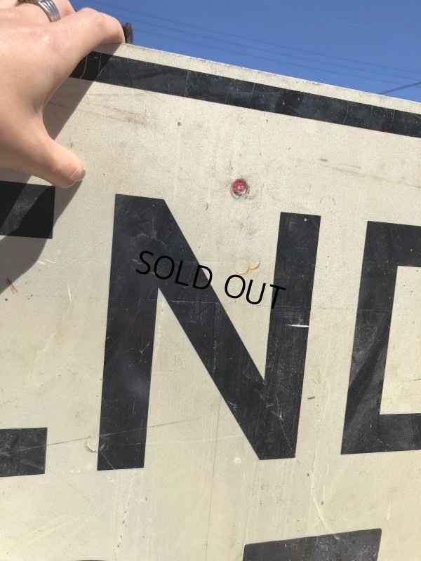 画像4: Vintage Road Sign END 35 MILE SPEED (B242) 