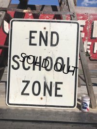 Vintage Road Sign END SCHOOL ZONE (B229) 