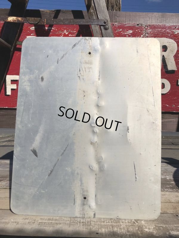 画像6: Vintage Road Sign EMERGENCY VEHICLE PARKING ONLY (B224) 