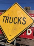 画像2: Vintage Road Sign TRUCK (B241)  (2)