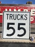 画像1: Vintage Road Sign TRUCKS 55  (B232)  (1)