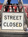 画像1: Vintage Road Sign STREET CLOSED (B227)  (1)