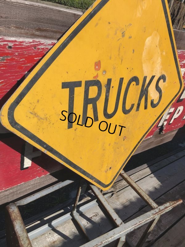画像3: Vintage Road Sign TRUCK (B241) 