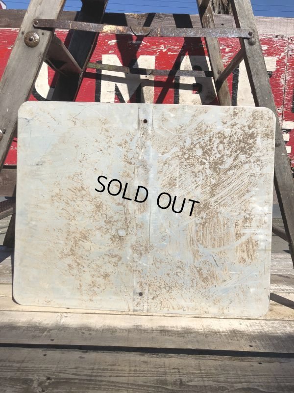 画像7: Vintage Road Sign THE USE OF... (B226) 