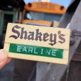 画像1: Vintage Name Badge Shakey's (B252) (1)