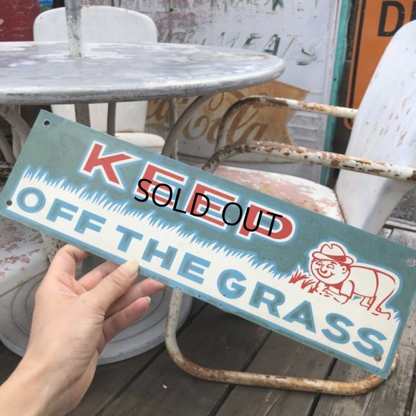 画像1: Vintage Sign KEEP OFF THE GRASS (B283)