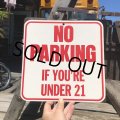 70s Vintage Cardboard Sign NO PARKING (B299)