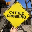 画像1: 70s Vintage Cardboard Sign CATTLE CROSSING (B293) (1)