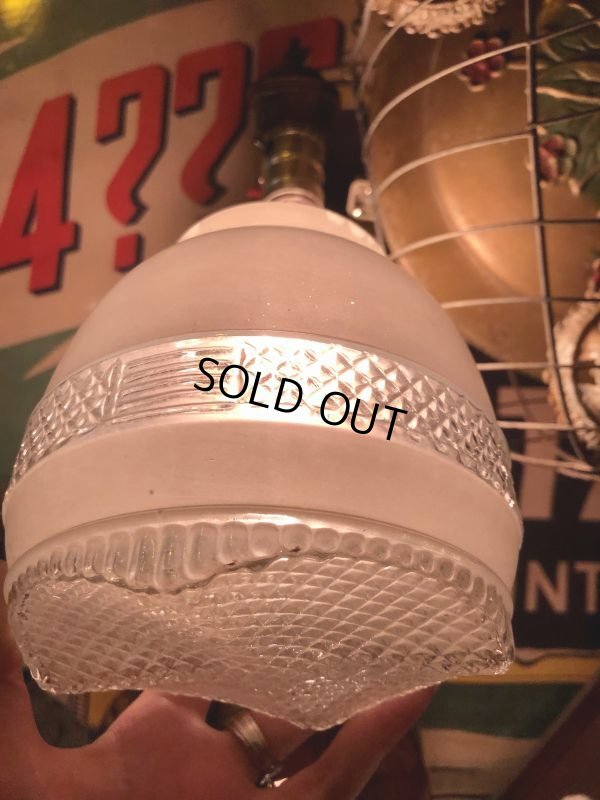 画像11: Vintage U.S.A White Milk Glass Lamp Shade Globe (B375)