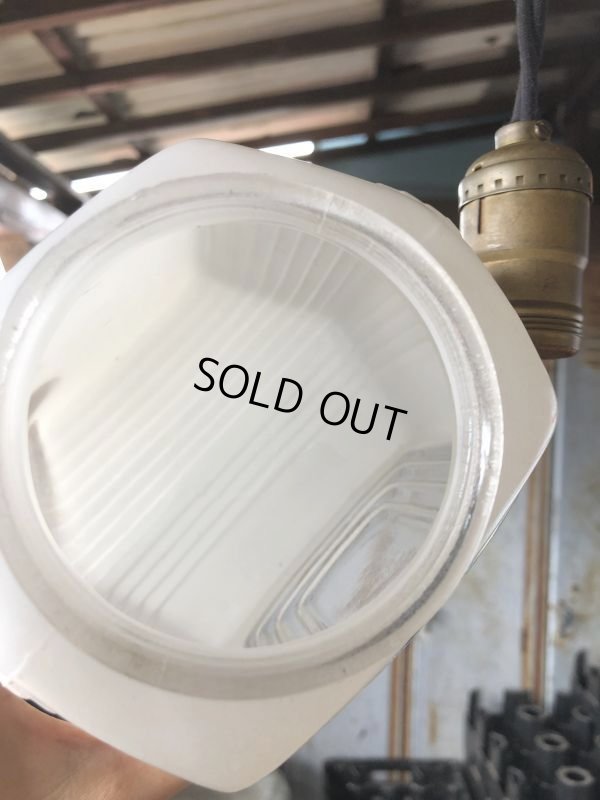 画像3: Vintage U.S.A White Milk Glass Lamp Shade Globe (B376)