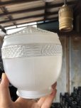 画像5: Vintage U.S.A White Milk Glass Lamp Shade Globe (B375)