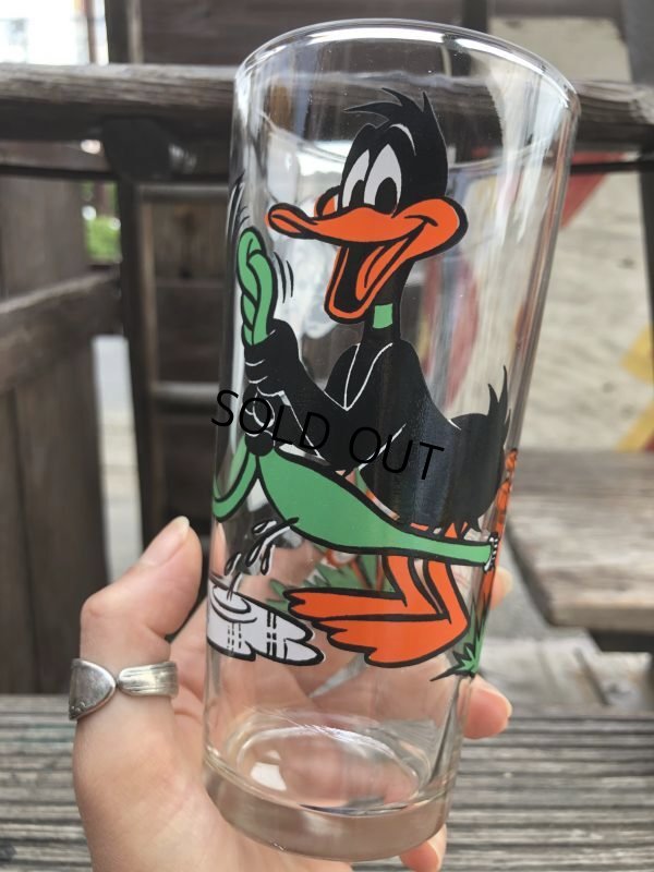 画像1: 70s Vintage Pepsi Glass Daffy Duck & Pepe Le Pew (B399)