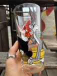 画像1: 70s Vintage Pepsi Glass Bugs Bunny & Yosemite Sam (B397) (1)