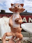 画像1: 50s Vinatge Tiger Cat Football Mascot Rubber Doll (B427) (1)