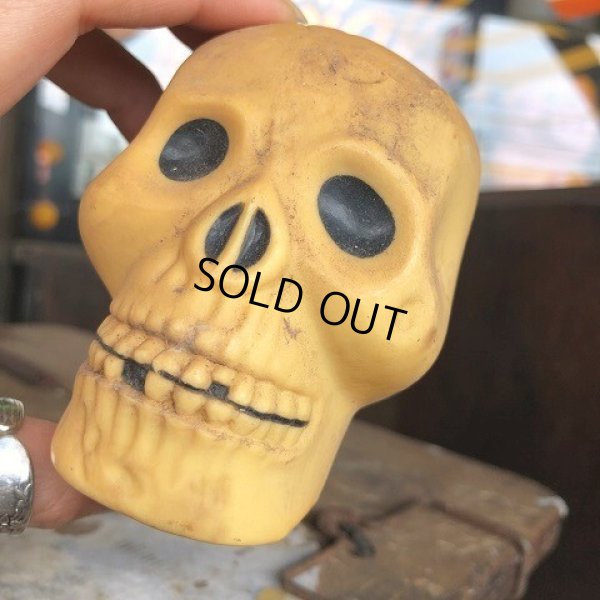 画像1: Vintage Halloween Decoration Skull Blow Mold Plastic Lamp Head (B463)
