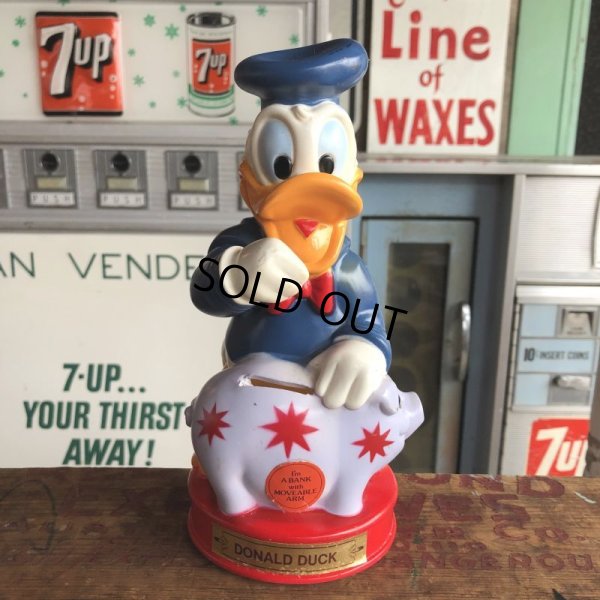 画像1: Vintage Disney Plastic Bank  Donald Duck (B496)