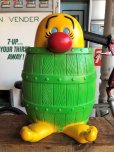 画像2: 70s Vintage Peek A Boo Barrel Coin Bank (B497)  (2)