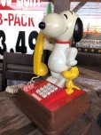 画像2: 70s Vintage Snoopy Telephone (B509) (2)