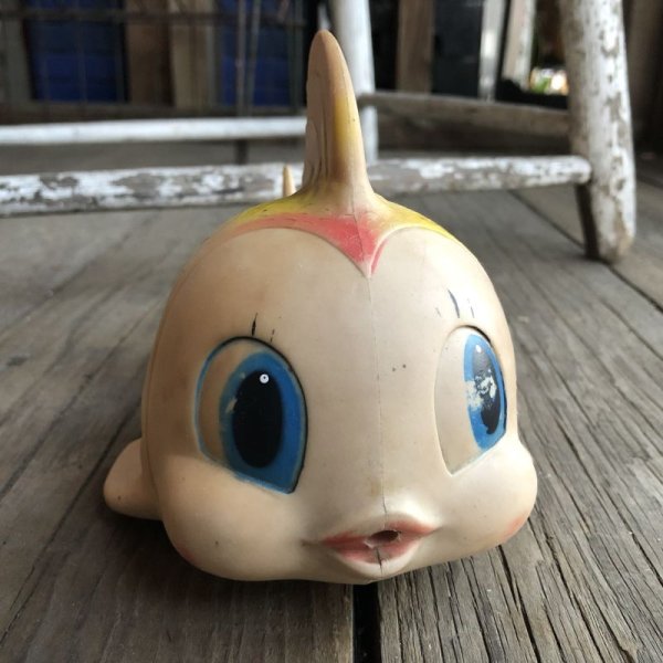 画像1: Vintage Rubber Doll Goldfish (B553)