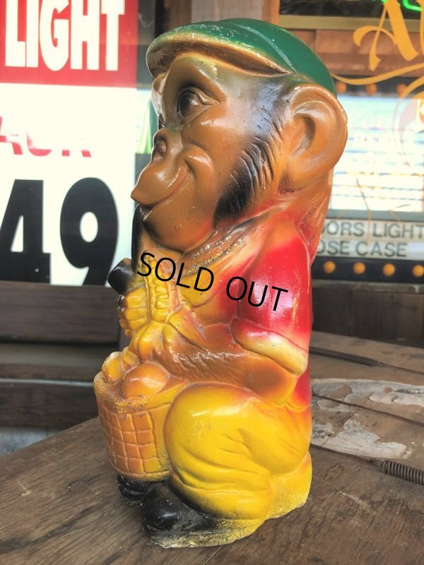 画像2: Vintage Carnival Chalkware Smoking Monkey Holding Bank (B566)
