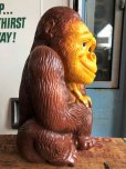 画像3: Vintage New York Vinyl Prod Gorilla Monkey Bank (B579)