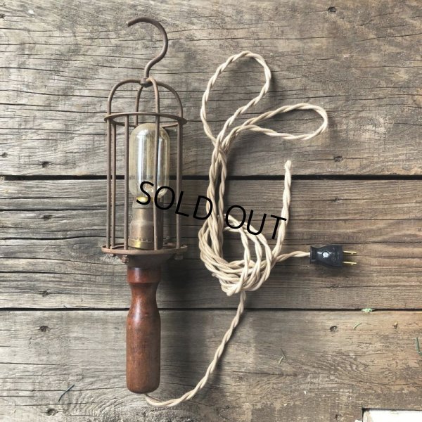 画像10: Vintage Industrial Wood Handle Trouble Hanging Light Lamp (B594)