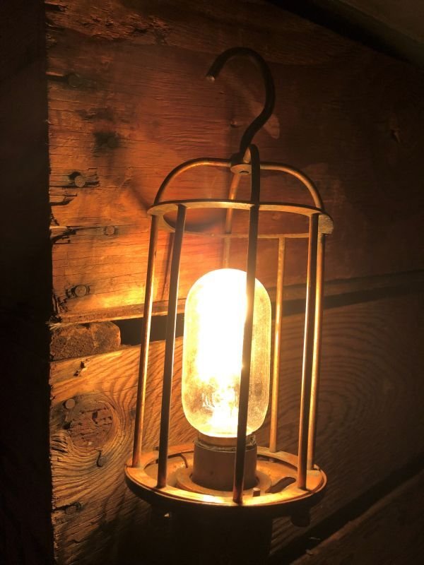 画像2: Vintage Industrial Wood Handle Trouble Hanging Light Lamp (B595)