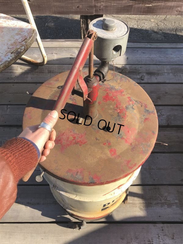 画像17: Vintage Mobil Oil 16 Gallon Barrel Drum Can w/Castar Pegasus Horse (B673) 