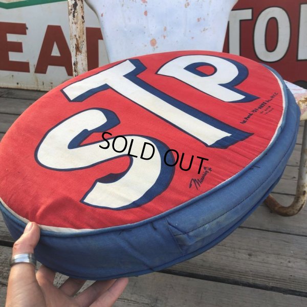 画像11: Vintage STP Oil Advertising Pillow Cushion (B675)