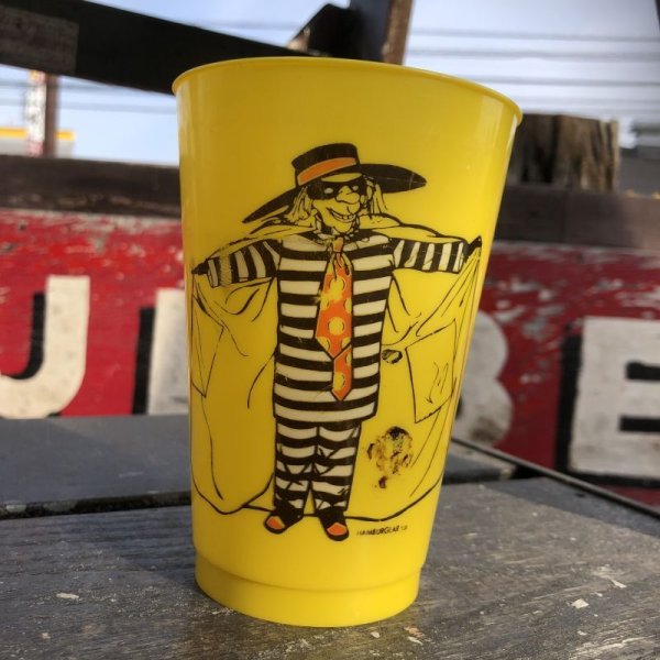 画像1: 70s Vintage McDonalds Hamburglar Plastic Cup (B962)