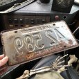 画像2: 70s Vintage American License Number Plate (B824) (2)