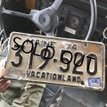 70s Vintage American License Number Plate (B828)