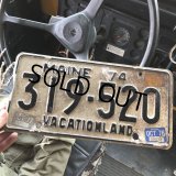 70s Vintage American License Number Plate (B828)