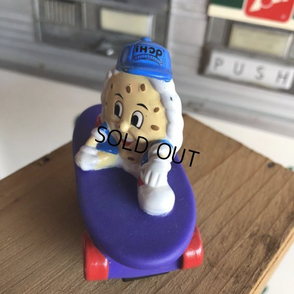 画像3: Vintage IHOP Pancake Kids Meal Toy Chocolate Chip Charlie (B948)