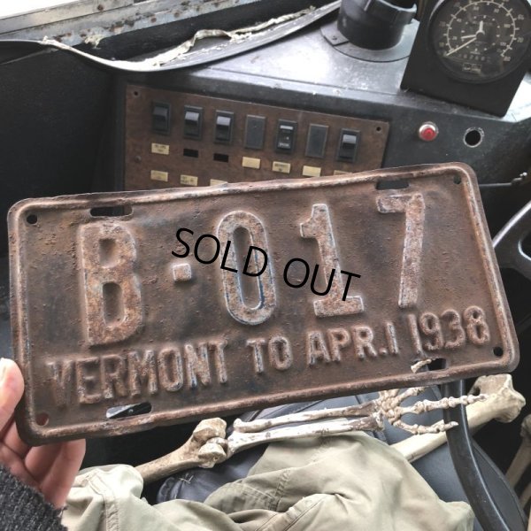 画像1: 30s Vintage American License Number Plate / VERMONT TO APRI.l 1938 B-017 (B878)