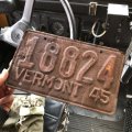 40s Vintage American License Number Plate / 1945 VERMONT 18 824 (B895)