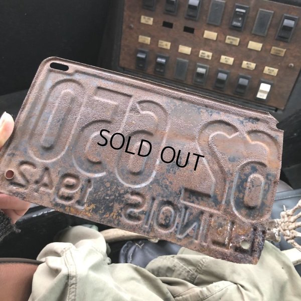 画像2: 40s Vintage American License Number Plate / 1942 ILLINOIS 62 650 (B891)