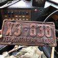 画像1: 30s Vintage American License Number Plate / VERMONT TO APRI.l 1938 X3-838 (B880) (1)