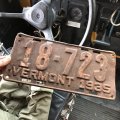 30s Vintage American License Number Plate / 1935 VERMONT 18-723 (B875)